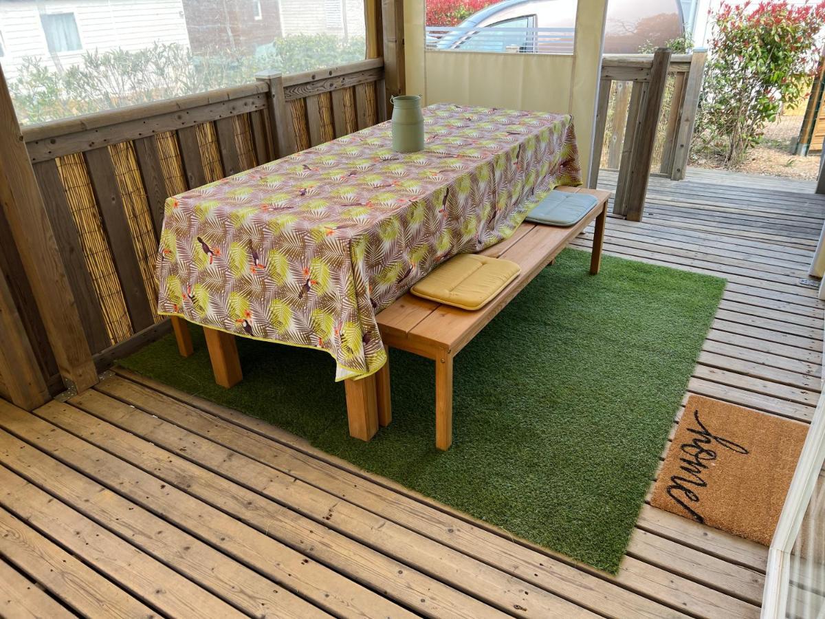 Joli Mobil-Home De Vacances, Ideal Pour Les Familles Rocbaron Ngoại thất bức ảnh